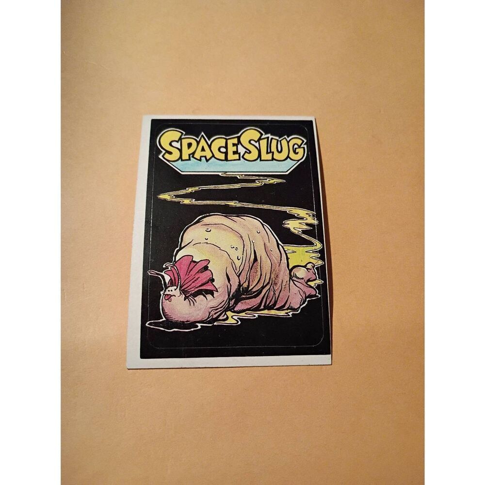 1983 General Mills Zero Heroe Trading Card Sticker Card Vintage #30 Space Slug
